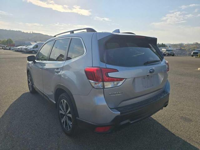Photo of 2020 Ice Silver Metallic Subaru Forester