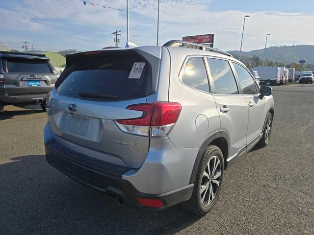 Photo of 2020 Ice Silver Metallic Subaru Forester