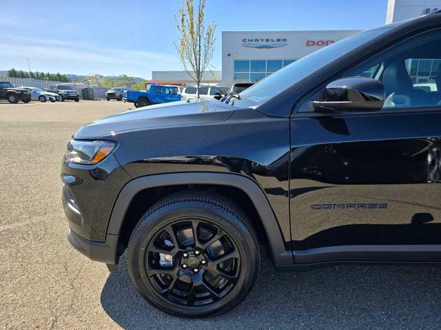 Photo of 2025 Diamond Black Jeep Compass