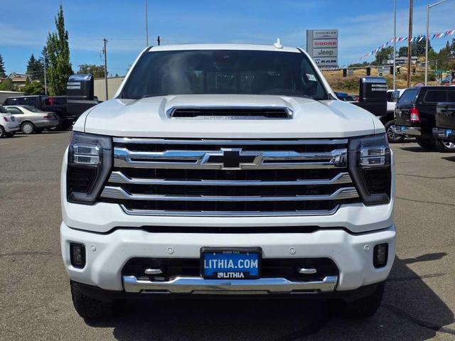 Photo of 2024 Summit White Chevrolet Silverado 3500