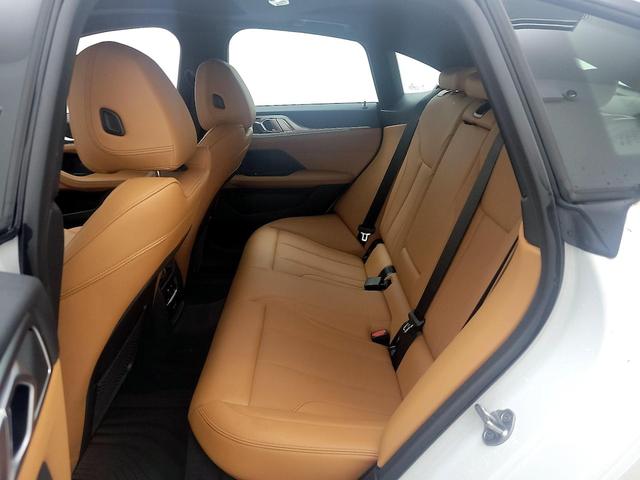 Photo of 2023 White BMW 430