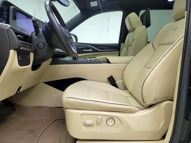 Photo of 2021 Blue Cadillac Escalade