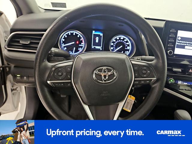 Photo of 2022 White Toyota Camry