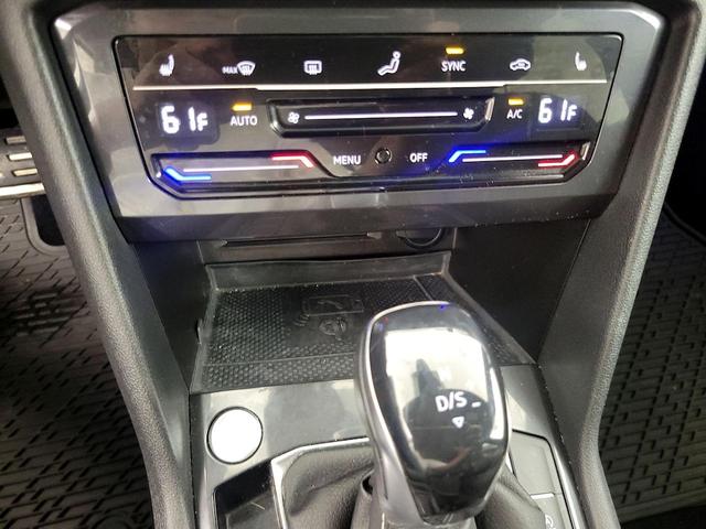 Photo of 2022 White Volkswagen Tiguan