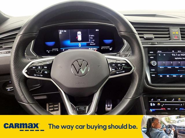 Photo of 2022 White Volkswagen Tiguan