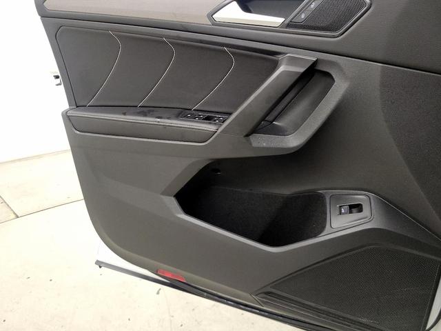 Photo of 2022 White Volkswagen Tiguan