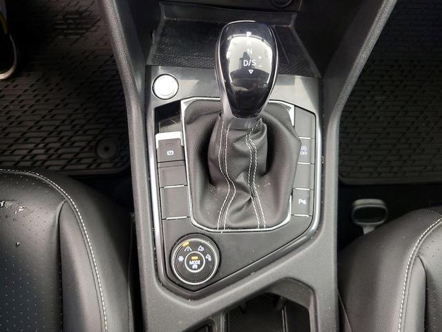 Photo of 2022 White Volkswagen Tiguan