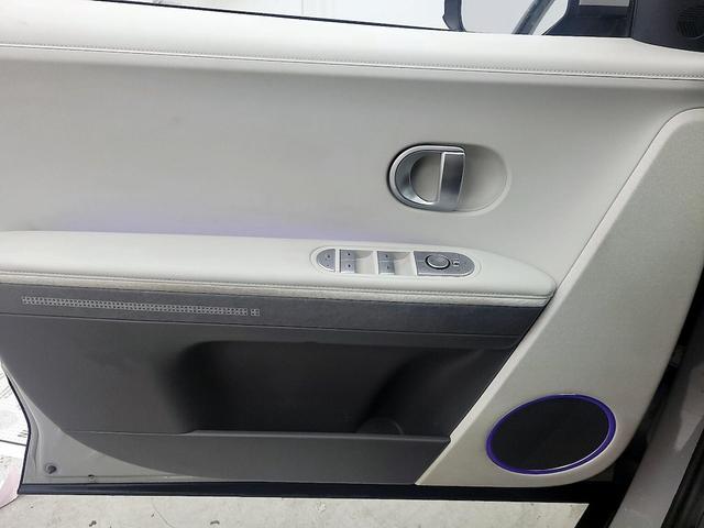 Photo of 2022 Gray Hyundai IONIQ 5