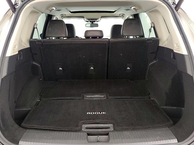 Photo of 2021 Silver Nissan Rogue