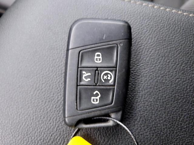 Photo of 2022 Silver Volkswagen Taos