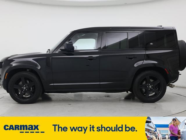 Photo of 2023 Black Land Rover Defender