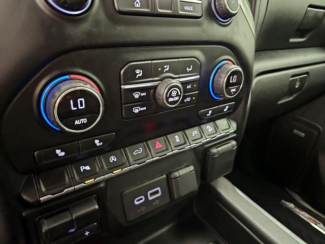 Photo of 2021 Black Chevrolet Silverado 1500