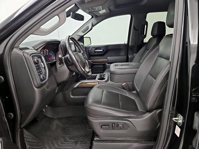 Photo of 2021 Black Chevrolet Silverado 1500