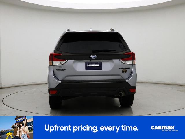 Photo of 2022 Silver Subaru Forester