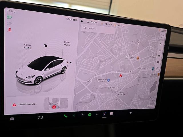 Photo of 2023 White Tesla Model 3