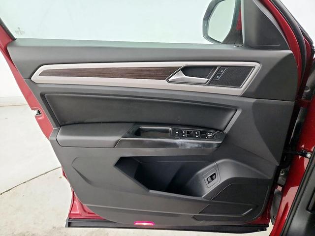 Photo of 2019 Red Volkswagen Atlas