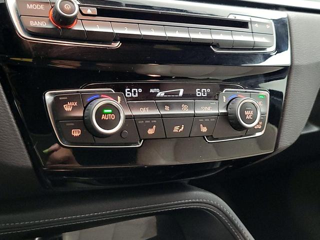 Photo of 2016 Silver BMW X1