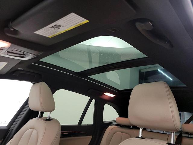 Photo of 2016 Silver BMW X1
