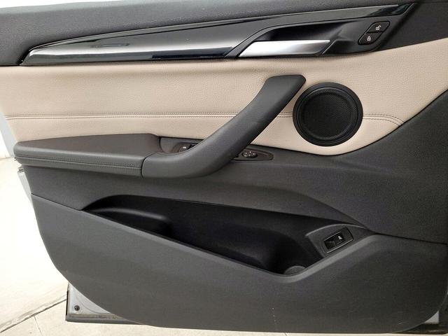 Photo of 2016 Silver BMW X1