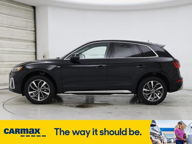 Photo of 2023 Gray Audi Q5