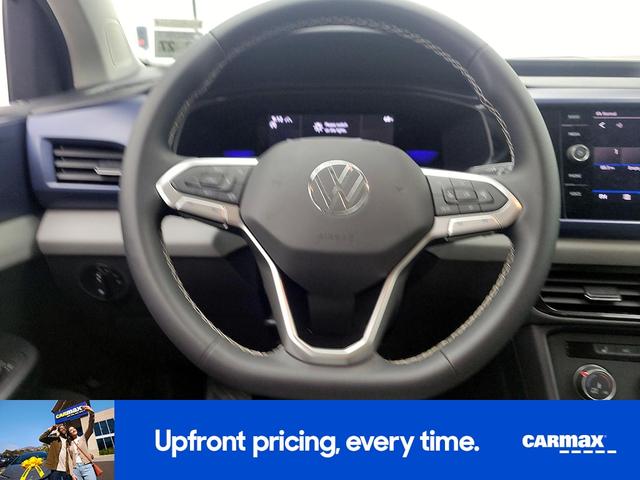 Photo of 2022 Black Volkswagen Taos