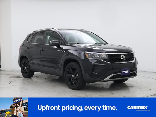 Photo of 2022 Black Volkswagen Taos
