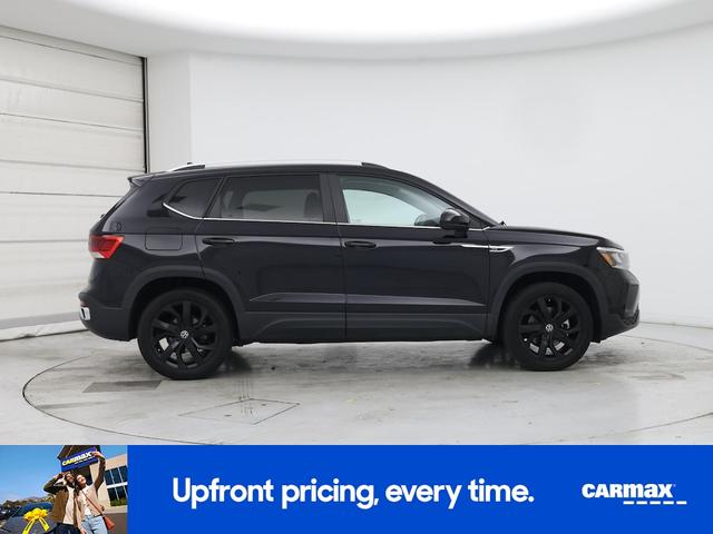 Photo of 2022 Black Volkswagen Taos