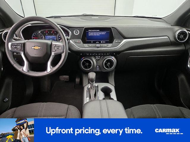Photo of 2022 White Chevrolet Blazer
