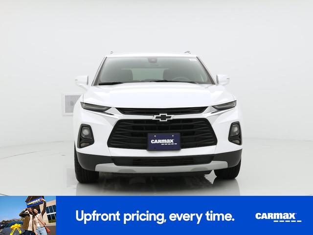 Photo of 2022 White Chevrolet Blazer