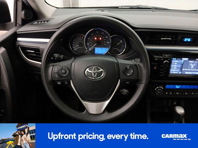Photo of 2016 Silver Toyota Corolla