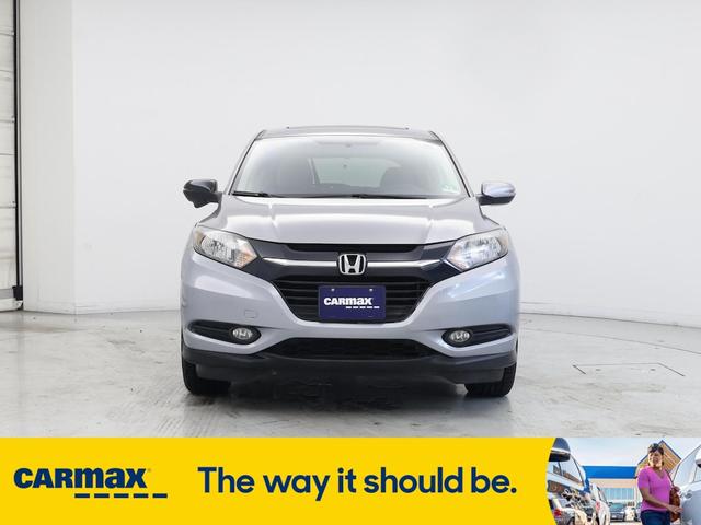 Photo of 2018 Silver Honda HR-V