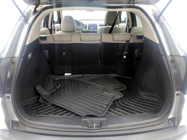 Photo of 2018 Silver Honda HR-V
