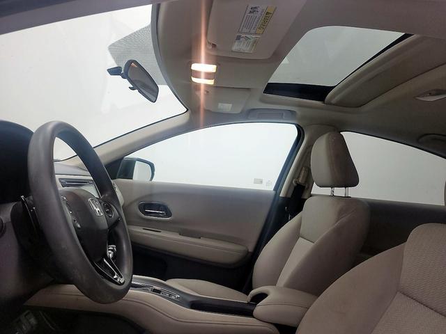 Photo of 2018 Silver Honda HR-V