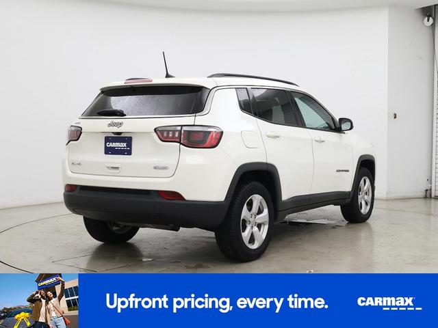 Photo of 2018 White Jeep Compass