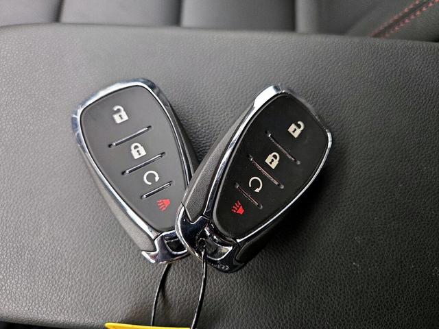 Photo of 2024 Gray Chevrolet Trax