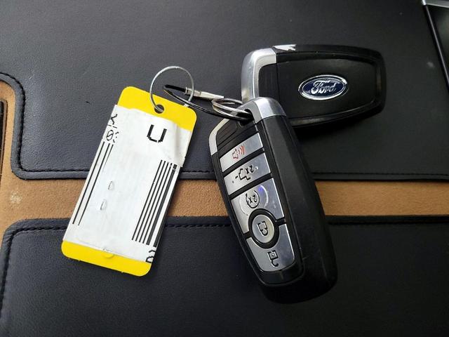 Photo of 2022 Black Ford F-150