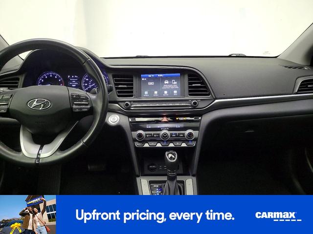 Photo of 2020 Silver Hyundai ELANTRA