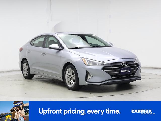Photo of 2020 Silver Hyundai ELANTRA