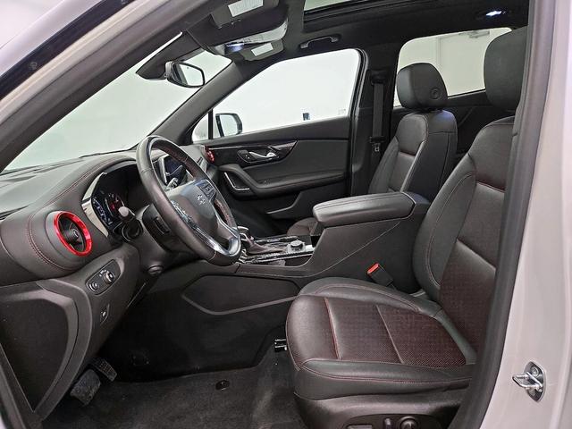 Photo of 2022 White Chevrolet Blazer