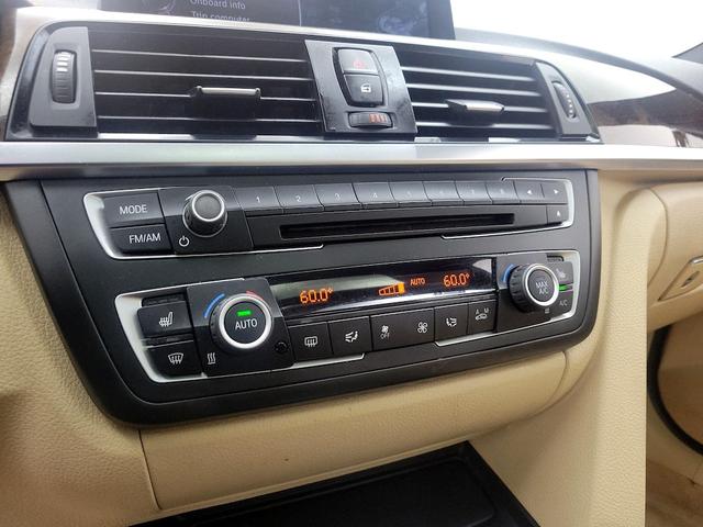 Photo of 2015 White BMW 328