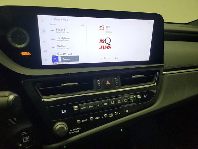 Photo of 2024 Gray Lexus ES 350
