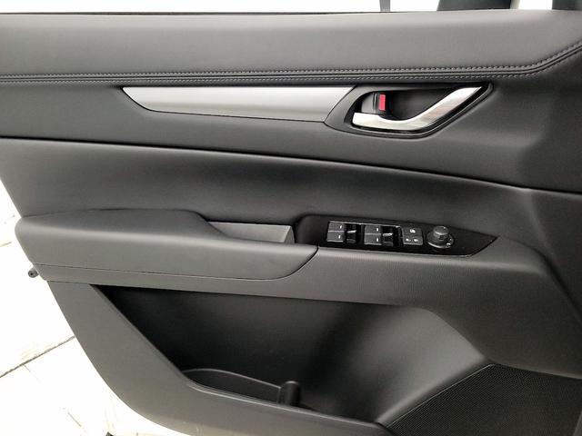 Photo of 2023 White Mazda CX-5