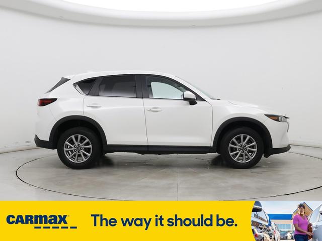 Photo of 2023 White Mazda CX-5