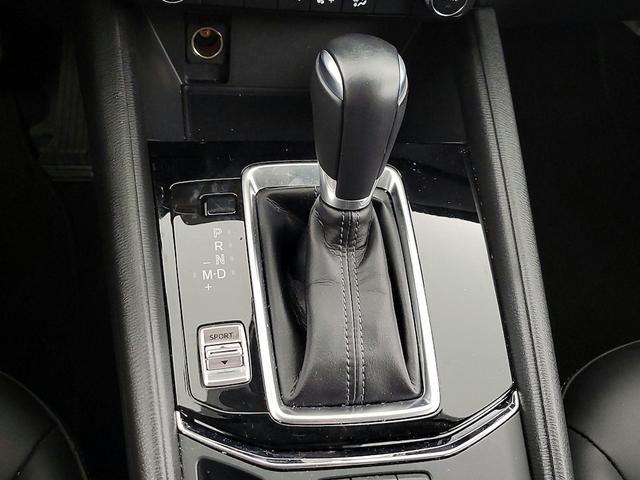 Photo of 2023 White Mazda CX-5
