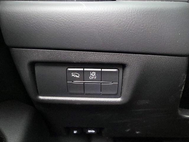 Photo of 2023 White Mazda CX-5