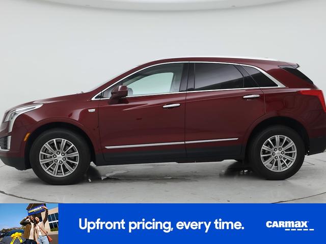 Photo of 2017 Red Cadillac XT5