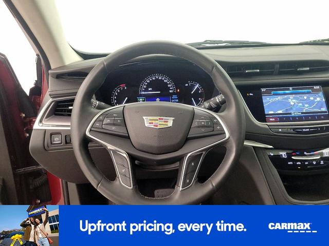 Photo of 2017 Red Cadillac XT5
