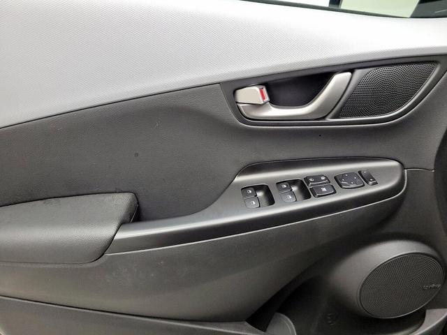 Photo of 2020 Gray Hyundai KONA