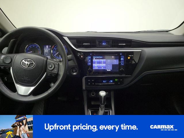 Photo of 2017 Silver Toyota Corolla