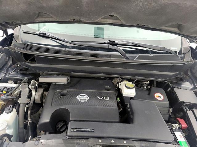 Photo of 2013 Blue Nissan Pathfinder
